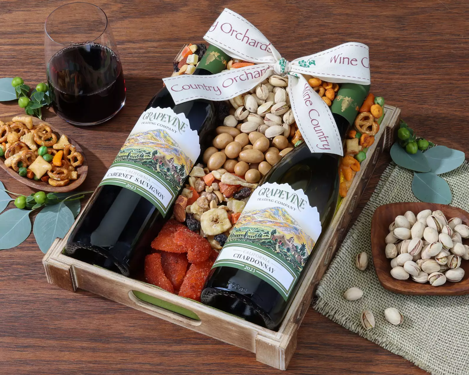 Grapevine Red & White Wine Festive Snack Collection