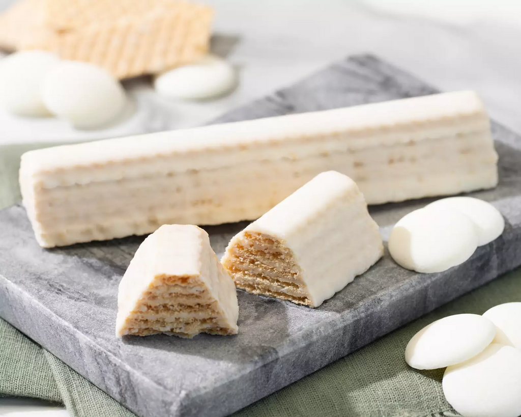 Sweet & Savory Connoisseur Gift Basket