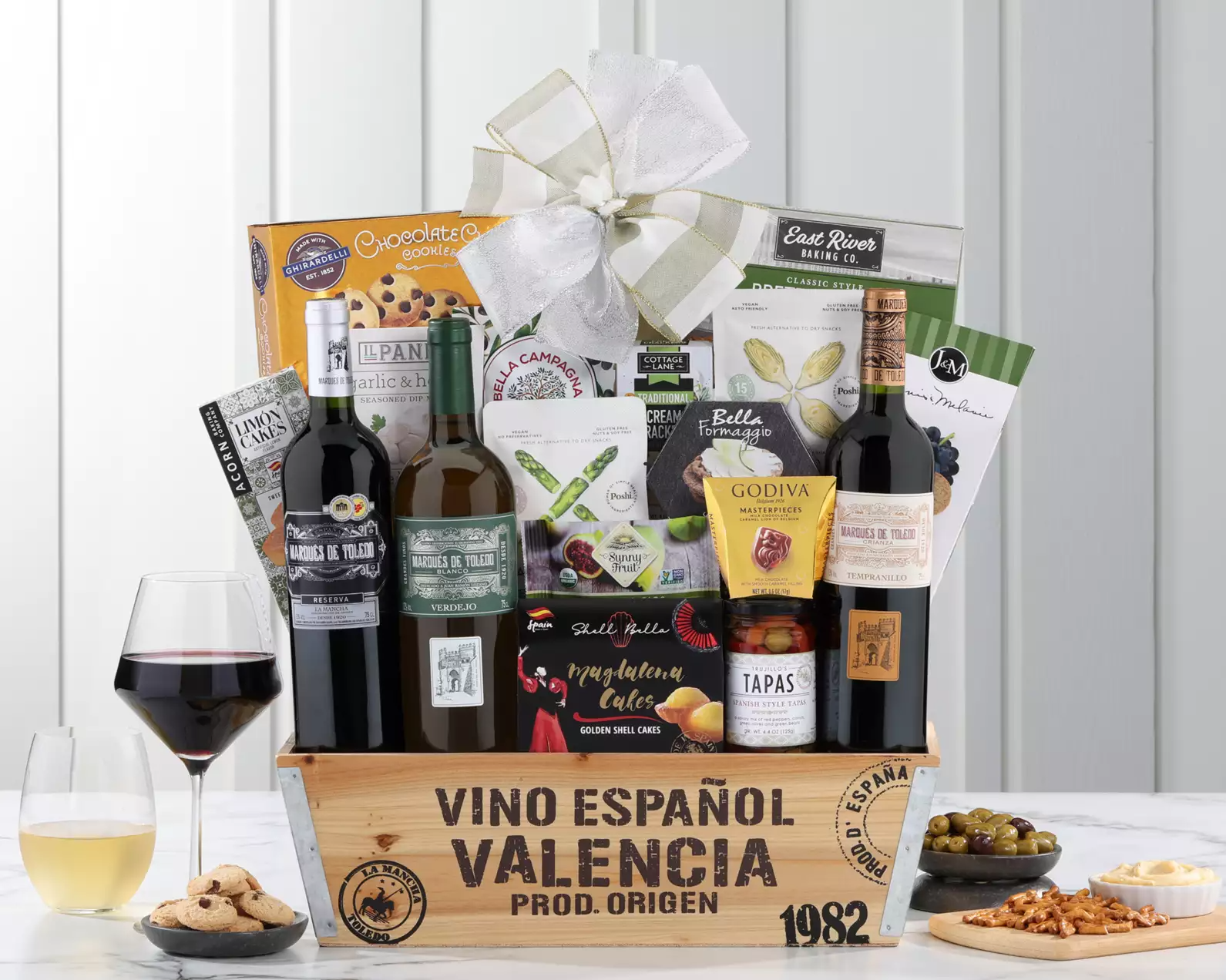 Viva España Wine Gift Crate