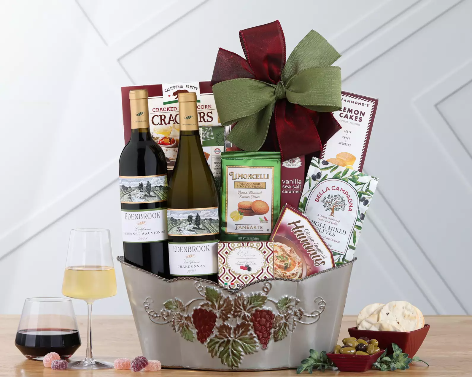 Edenbrook Vineyards Red & White Wine Duet